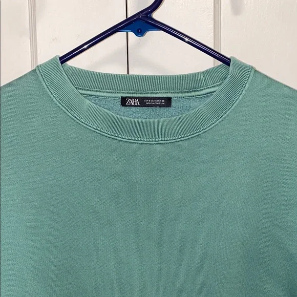 Zara Small Green Crewneck Sweater with Oversized Fit - Picture 4 of 14